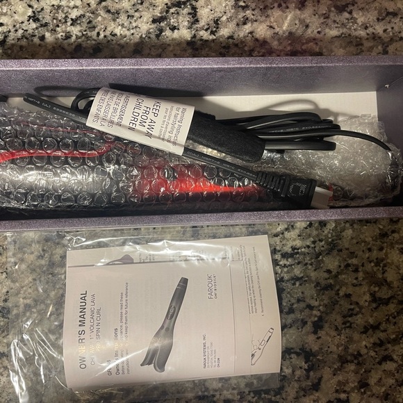 Lava Red Hair Curler - Picture 3 of 15